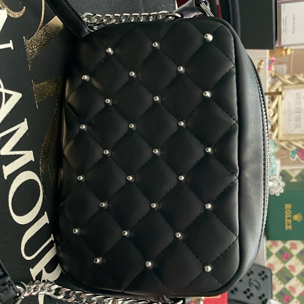@Zambaka✨Rebecca Minkoff Black Quilted Silver Studded Crossbody Bag✨NWT - Picture 5 of 9